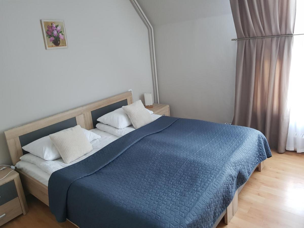 Hotel Melturi エクステリア 写真